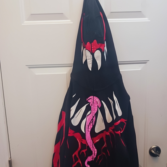 WWE Black and Red Zip Up Sweater - Picture 12 of 12